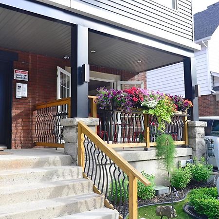 Ottawa Downtown Executive Apartment Retreat With Private Balcony Near Bank Street - Sleep Max 2 Εξωτερικό φωτογραφία