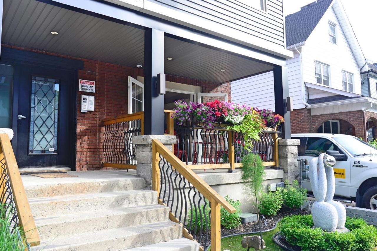 Ottawa Downtown Executive Apartment Retreat With Private Balcony Near Bank Street - Sleep Max 2 Εξωτερικό φωτογραφία