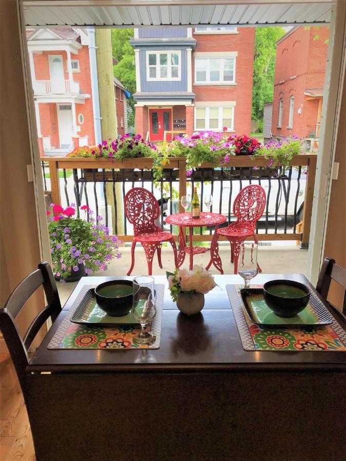 Ottawa Downtown Executive Apartment Retreat With Private Balcony Near Bank Street - Sleep Max 2 Εξωτερικό φωτογραφία