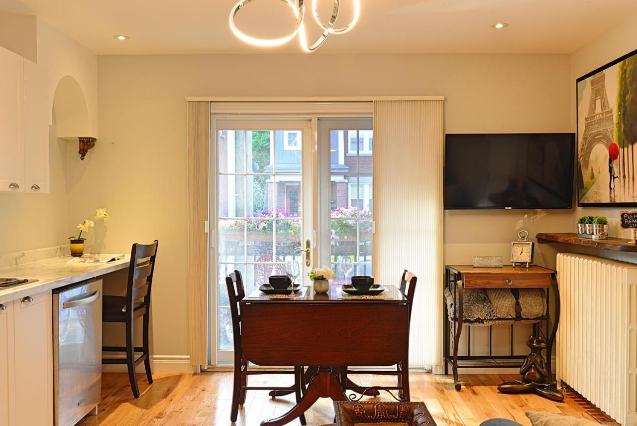 Ottawa Downtown Executive Apartment Retreat With Private Balcony Near Bank Street - Sleep Max 2 Εξωτερικό φωτογραφία